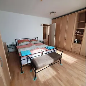 Apartament Sonnige Terassenwohnung, Wiedeń