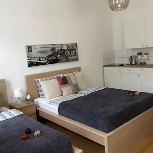Apartament New, Bright Near The Metro!, Wiedeń