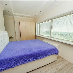 On Dostyq Street 5 Floor 25 Апартаменты Астана